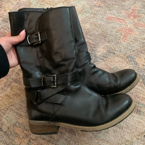 Clarks Boot - Picture 3 of 5